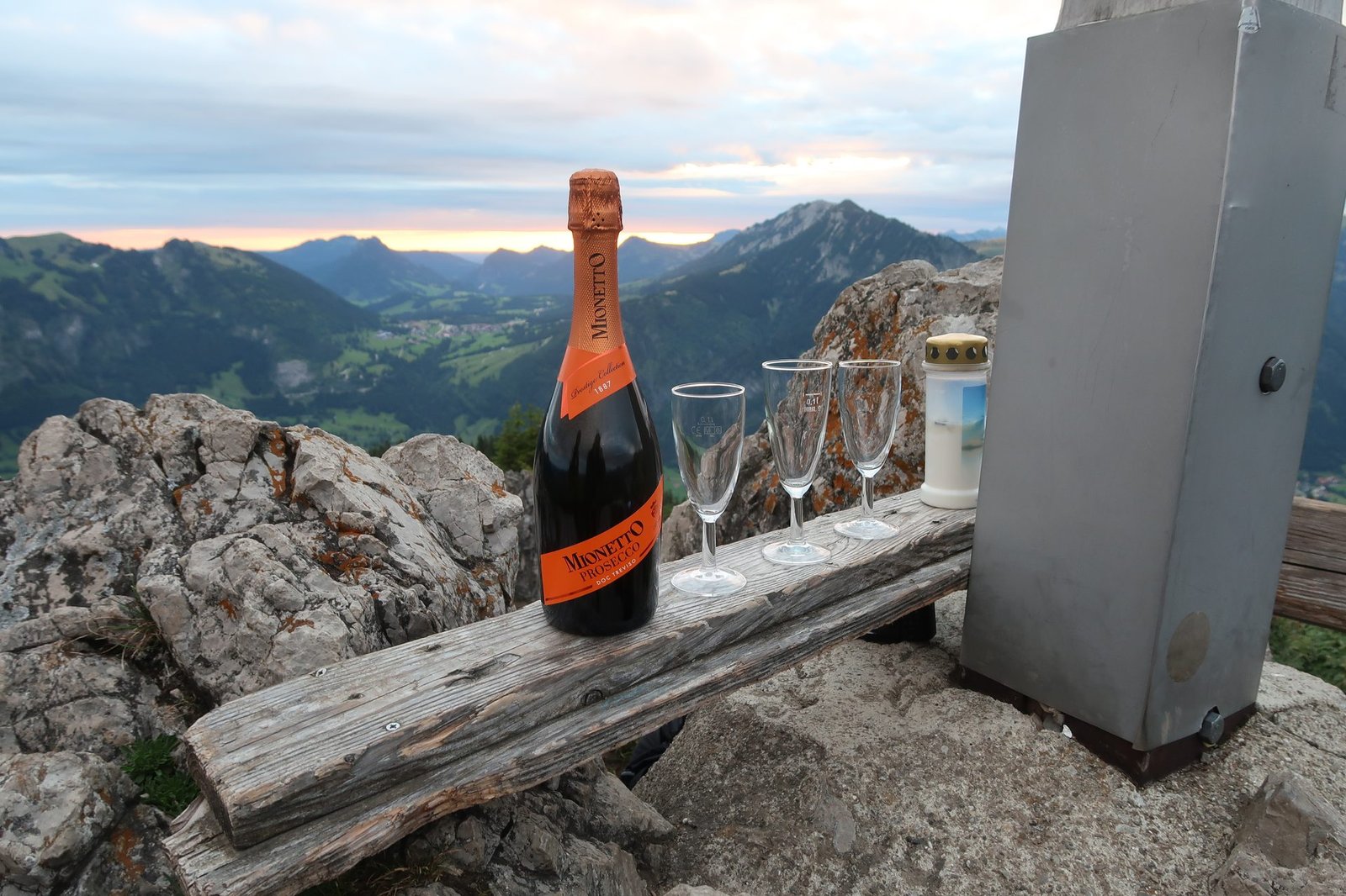 Liebe Bergsonne-Freunde,